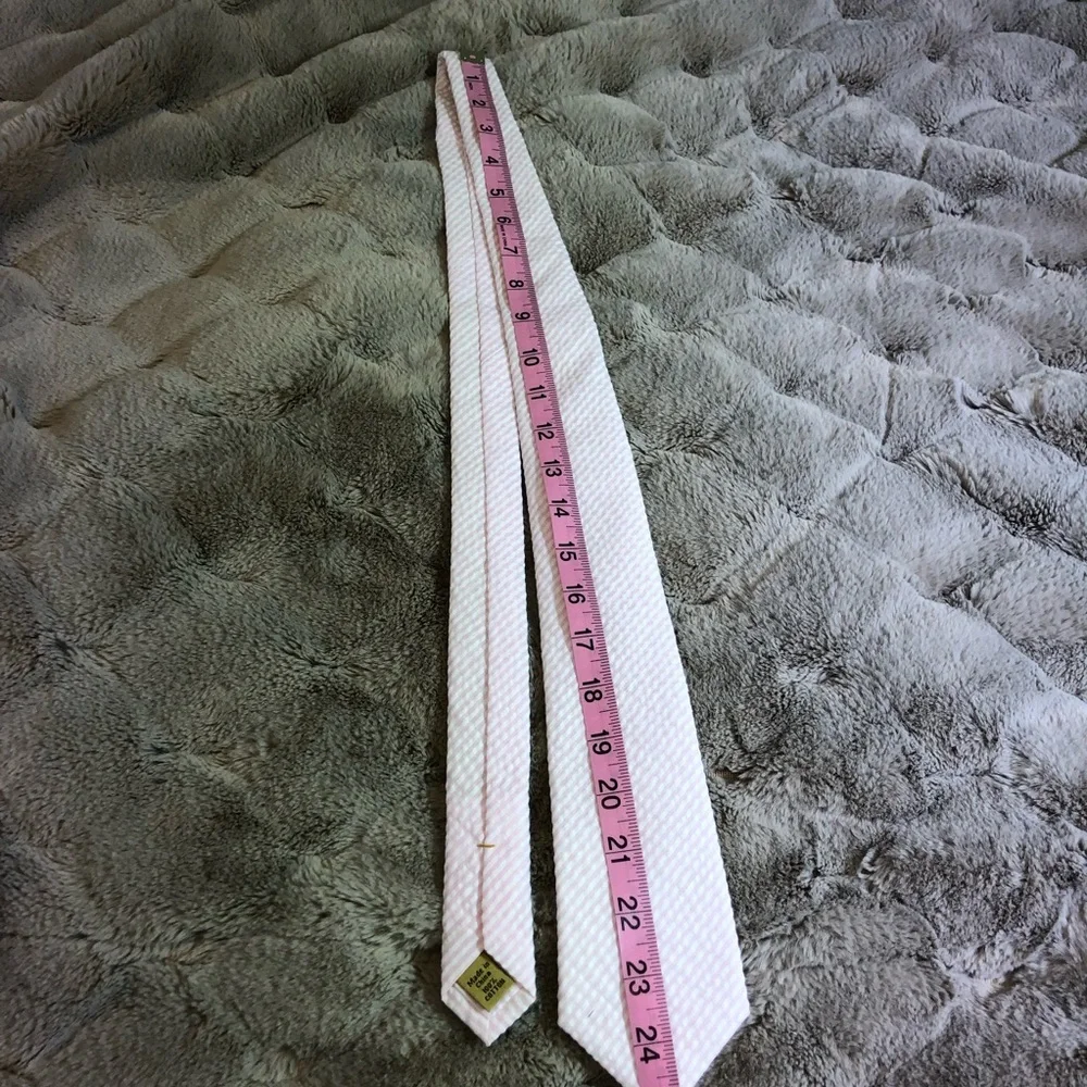 NWOT Boys Pink & White Seer Sucker Tie‎ Class Club Gold Label. Spring/Easter